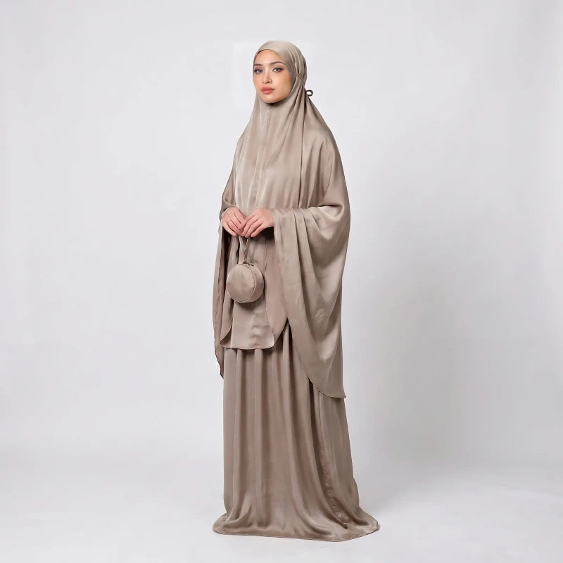 عباية الصلاة المتنقلة